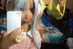 2023-02-17: Flower and Petal share Selfies!