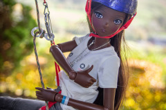 2025-10-xx: Honey climbs!